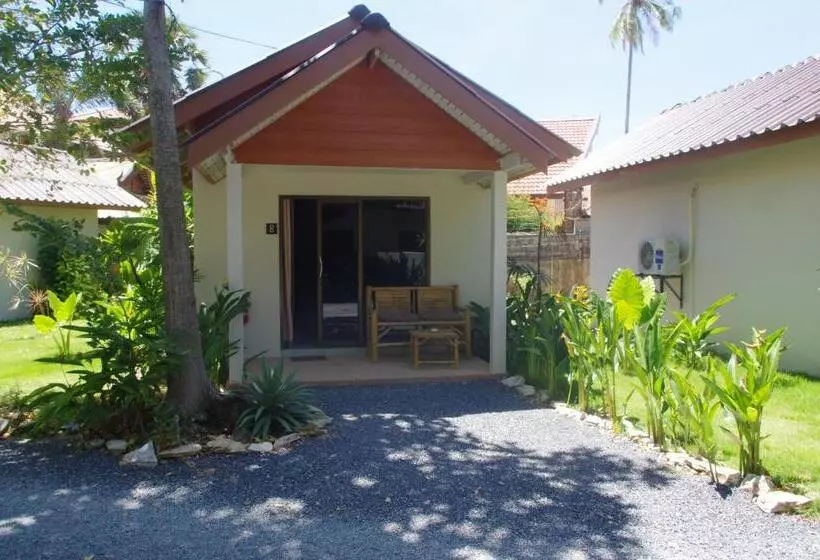 Отель Thai House Beach Resort