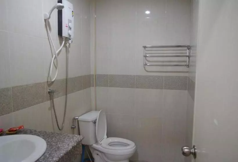 Отель Thai House Beach Resort