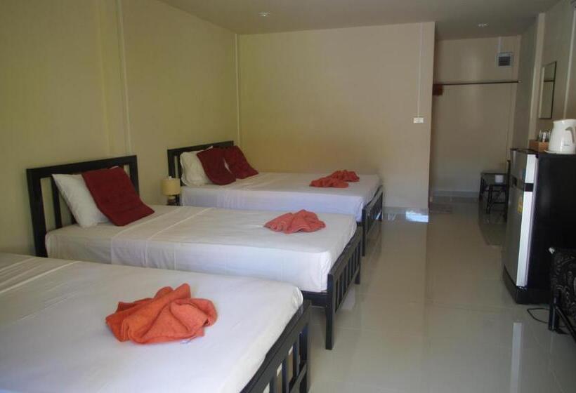 Отель Thai House Beach Resort