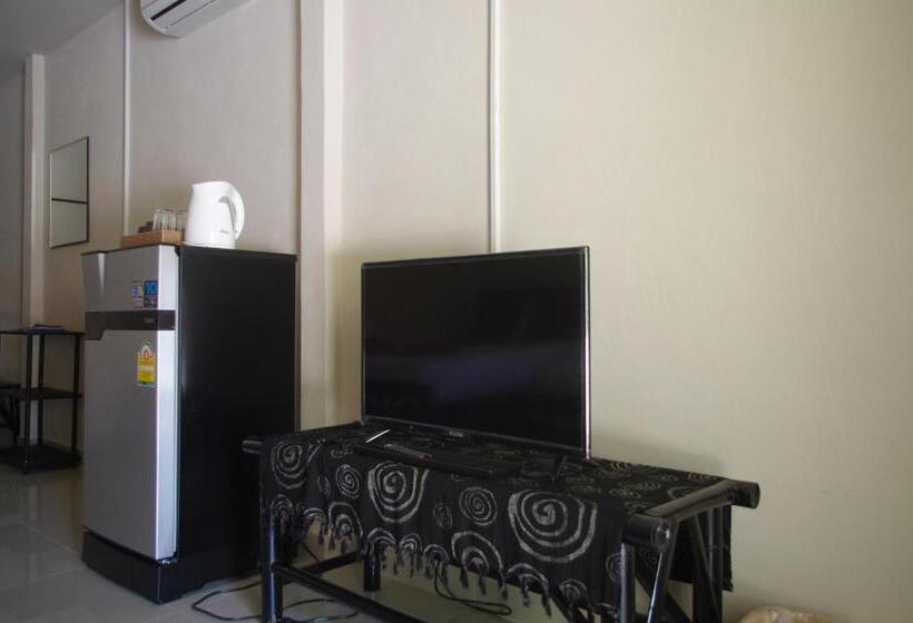 Отель Thai House Beach Resort