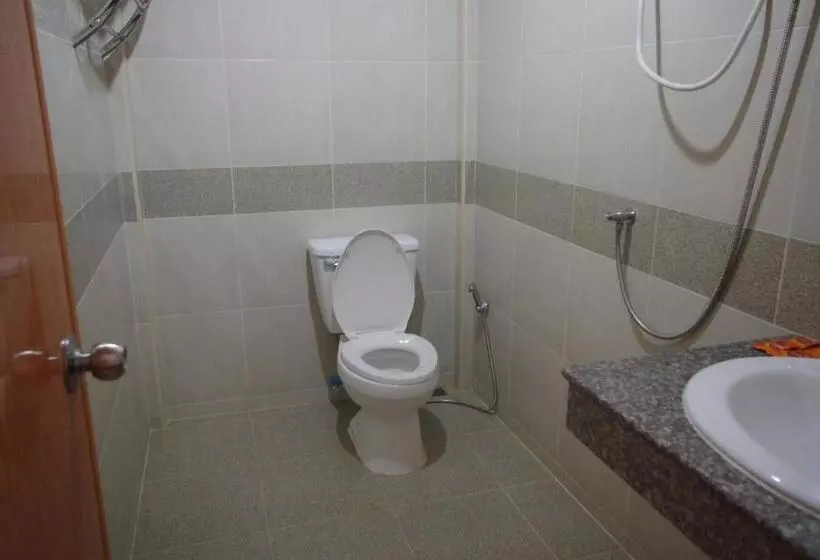 Отель Thai House Beach Resort