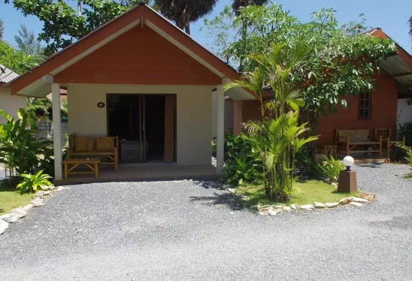 Отель Thai House Beach Resort