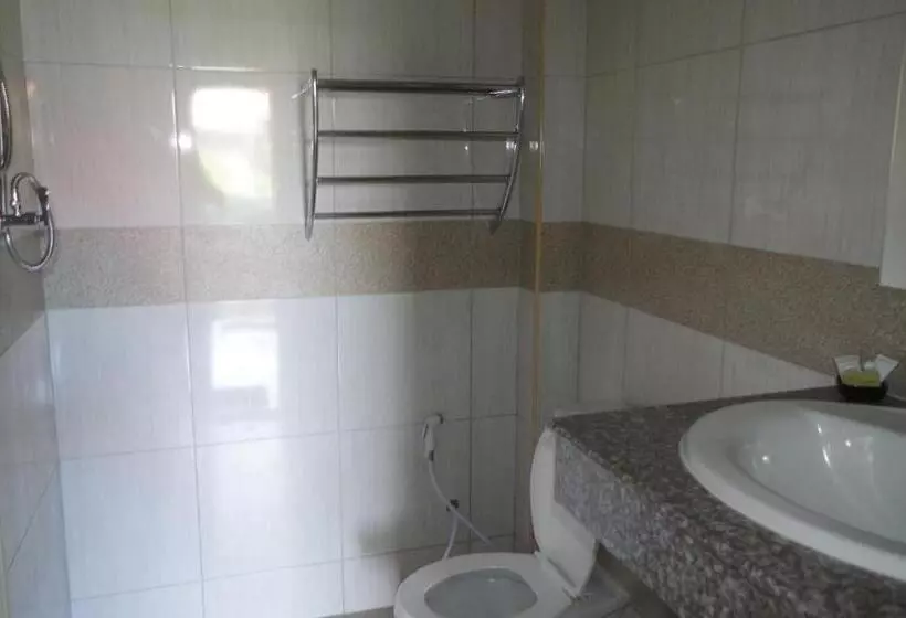 Отель Thai House Beach Resort