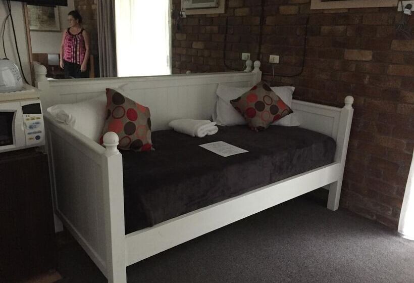 モーテル Coomera Motor Inn