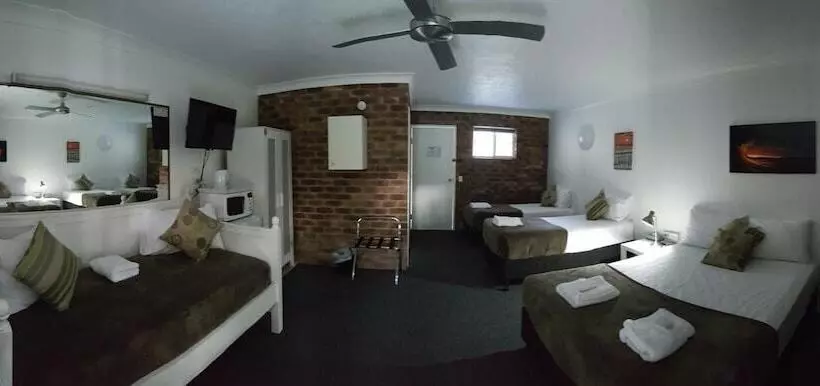 モーテル Coomera Motor Inn
