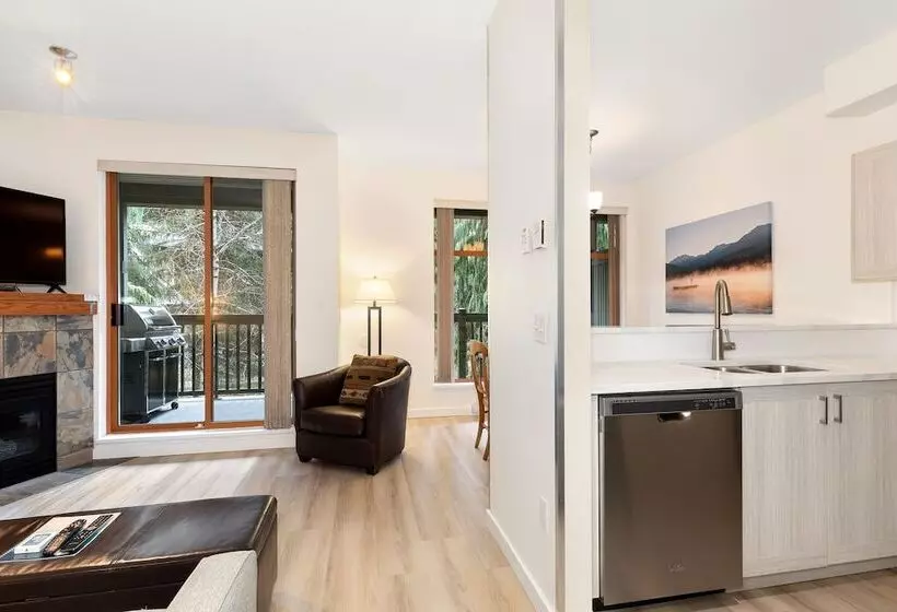 Northstar By Whiski Jack