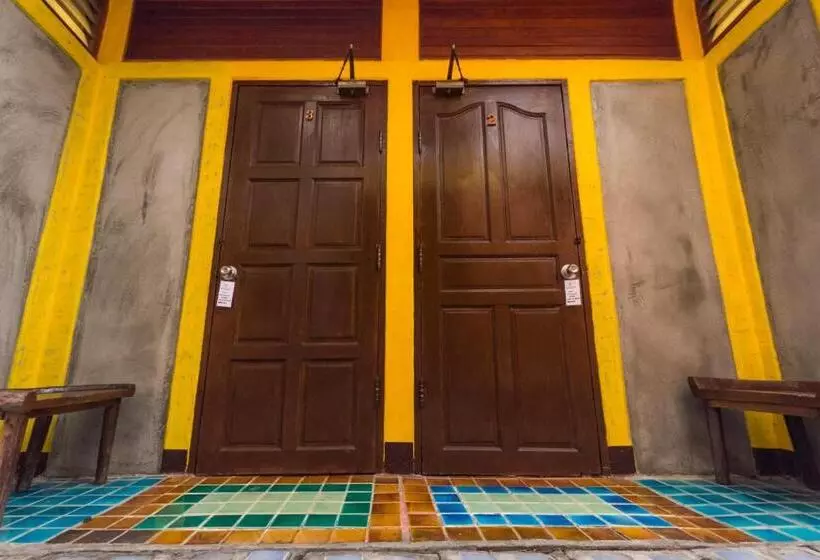 Пансион Changmoi House