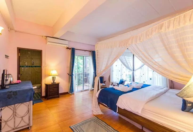 Пансион Changmoi House