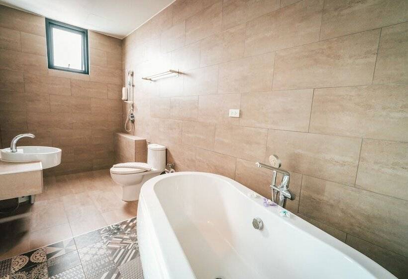 הוסטל Behind The Scene Hotel Club @ Samui