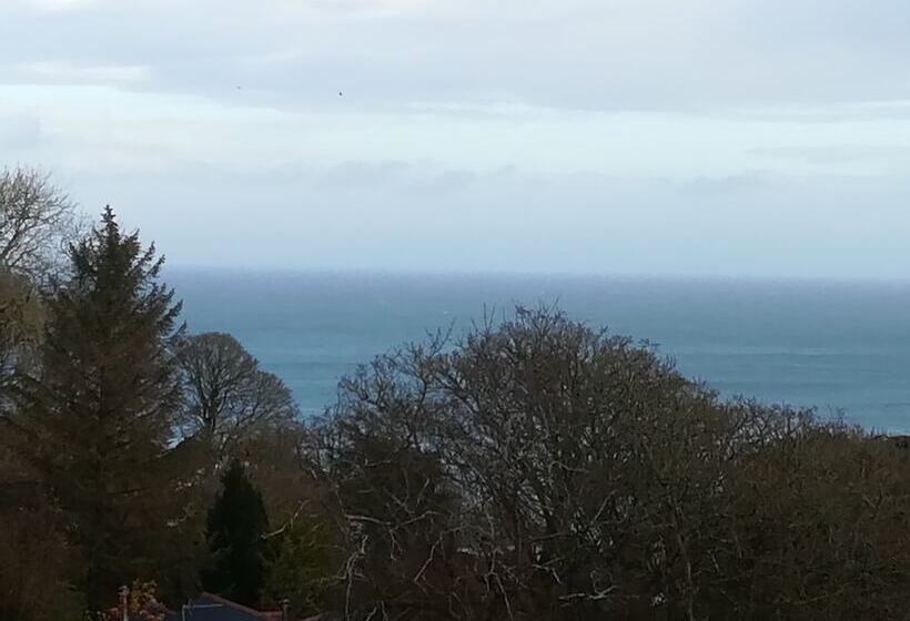 ベッドアンドブレックファースト Thurlestone House