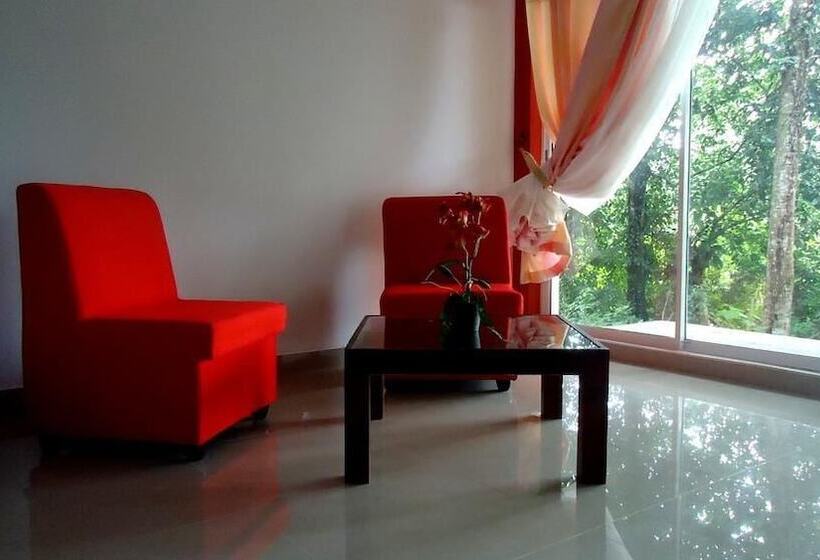 Bridge Hotel Negombo