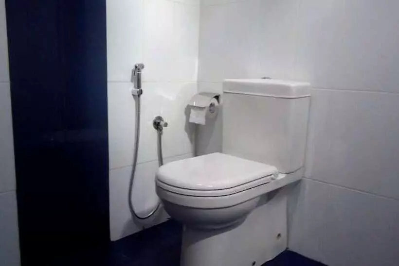 Bridge Hotel Negombo