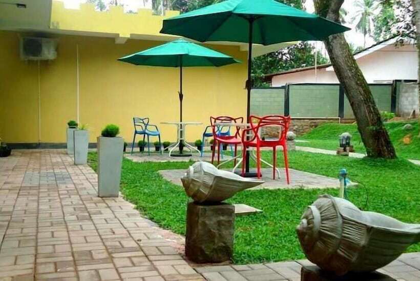 Bridge Hotel Negombo