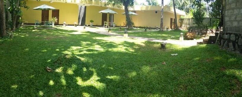 Bridge Hotel Negombo