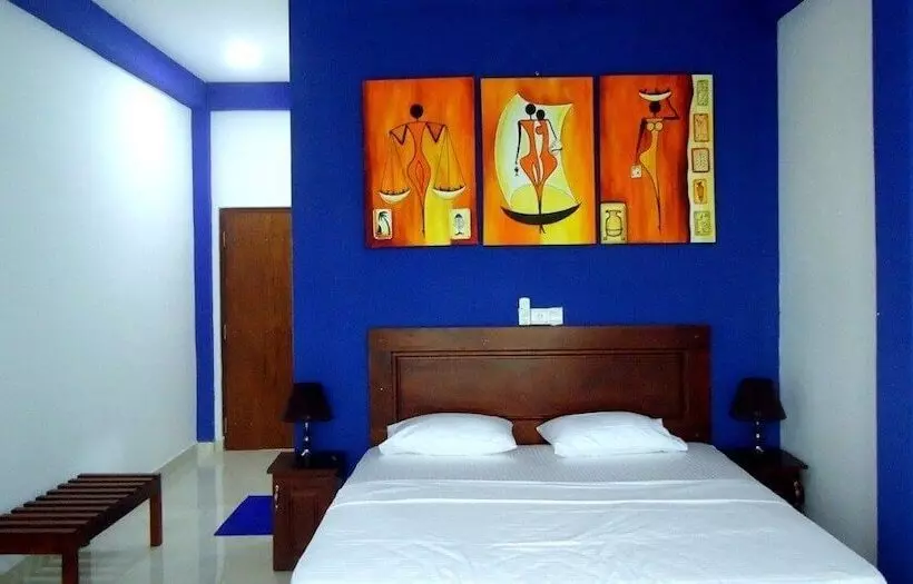 Bridge Hotel Negombo