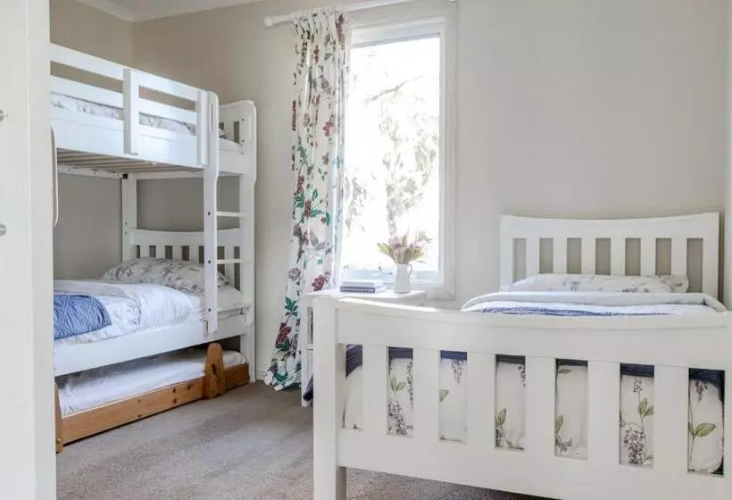 Freshwater Creek Cottages & Farm Stay