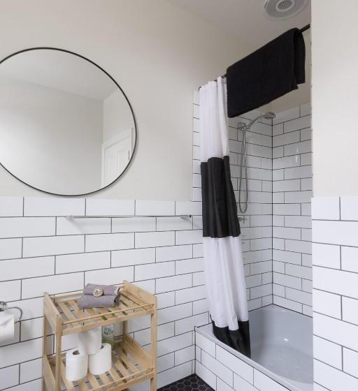 Freshwater Creek Cottages & Farm Stay