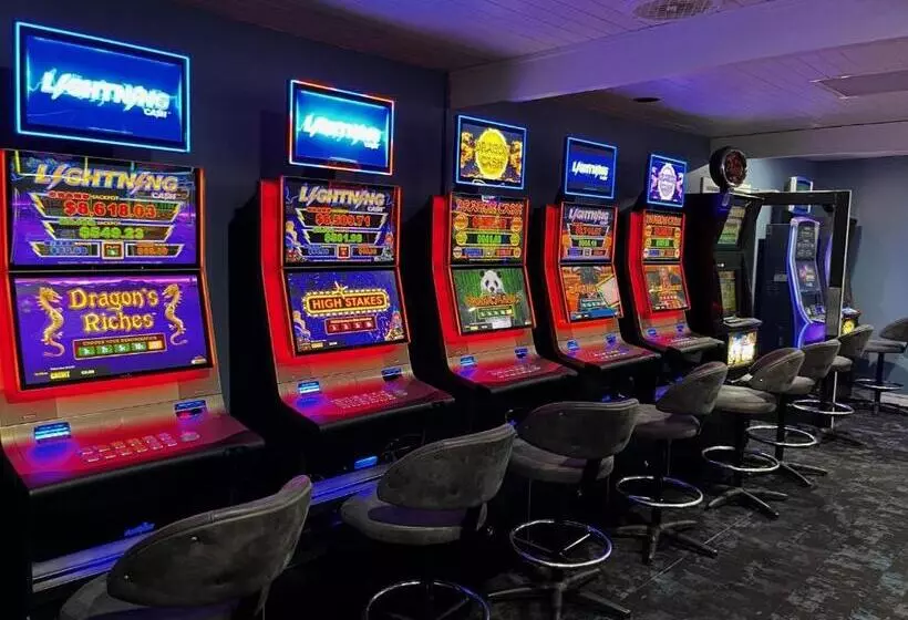 בית מלון כפרי The Anglers Inn