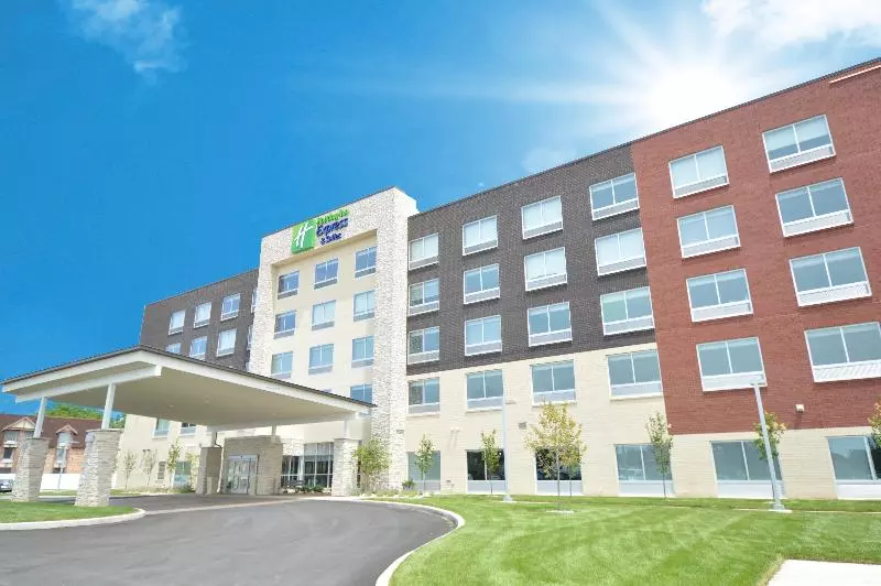 ホテル Holiday Inn Express & Suites Toledo West, An Ihg