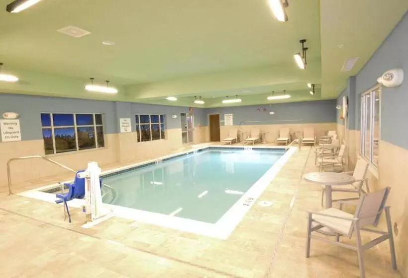 ホテル Holiday Inn Express & Suites Toledo West, An Ihg