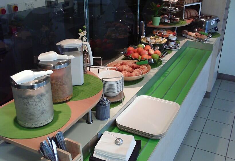 Cambridge Hotel Bradford Central