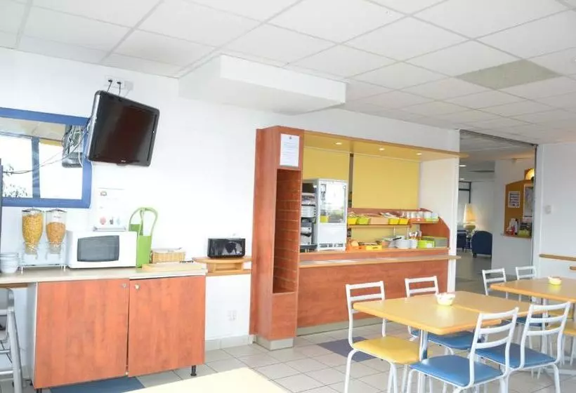 هتل Ibis Budget Nevers Varennes Vauzelles