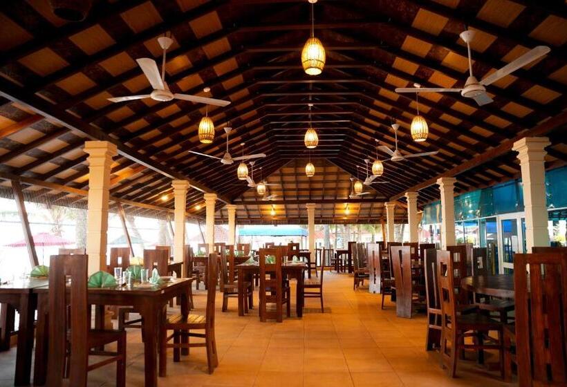 فندق Jkab Beach Resort