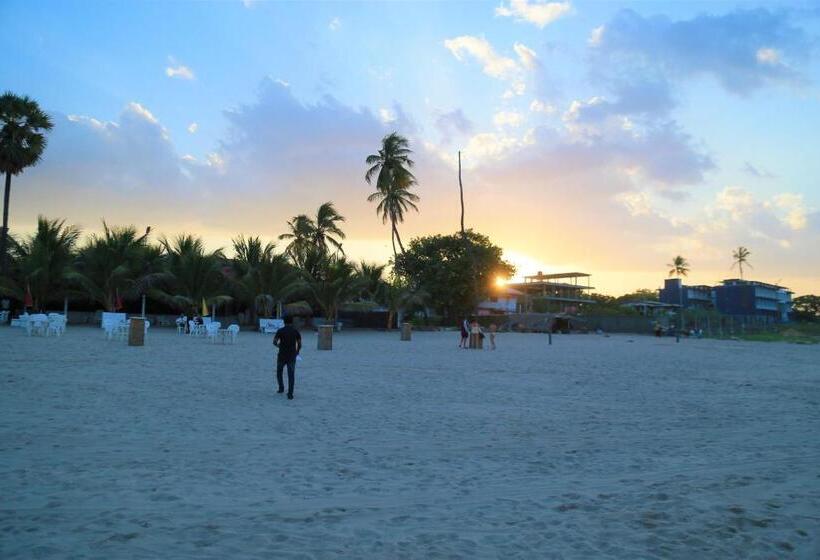 فندق Jkab Beach Resort