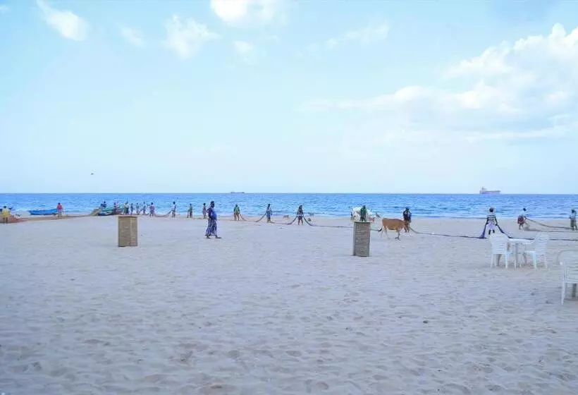 Hotel Jkab Beach Resort