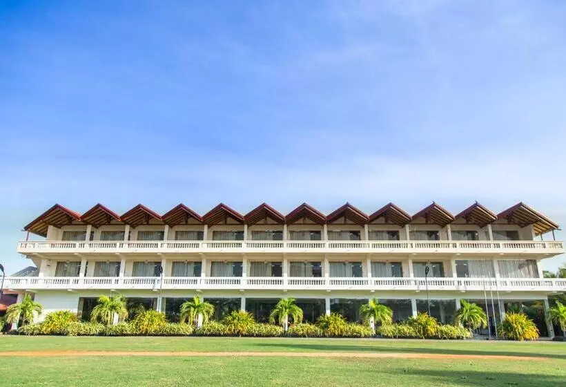 Hotel Jkab Beach Resort