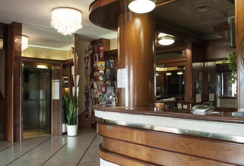 בית מלון כפרי Le Gronde