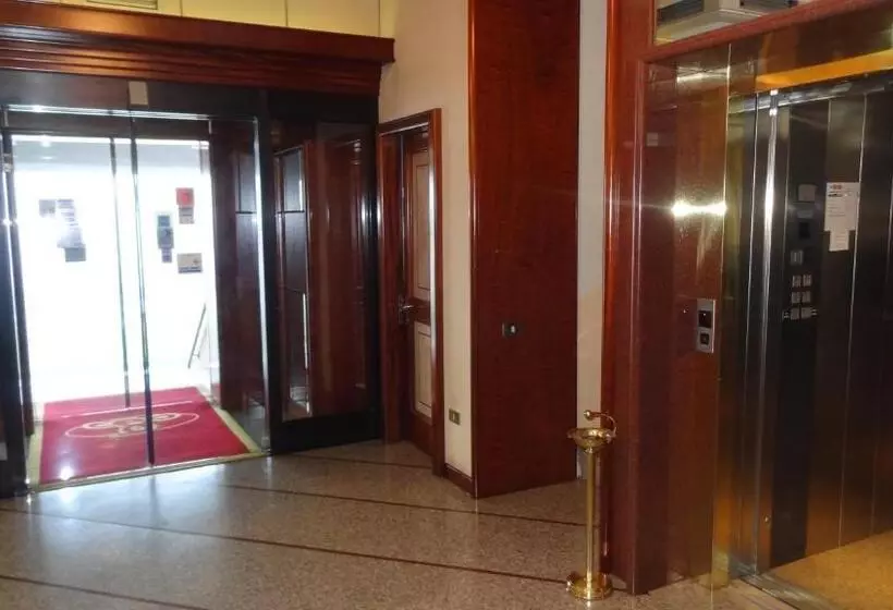 בית מלון כפרי Le Gronde