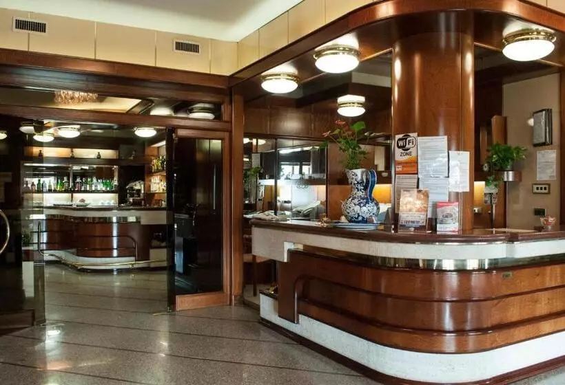 בית מלון כפרי Le Gronde