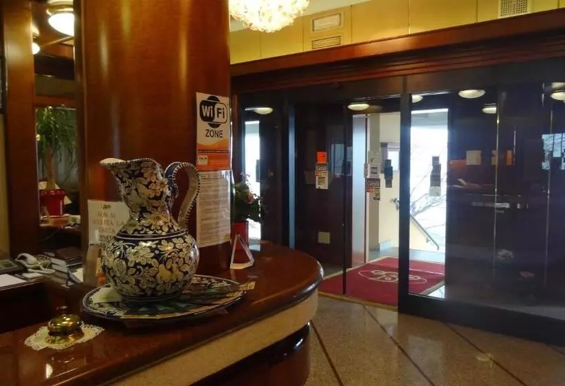 בית מלון כפרי Le Gronde