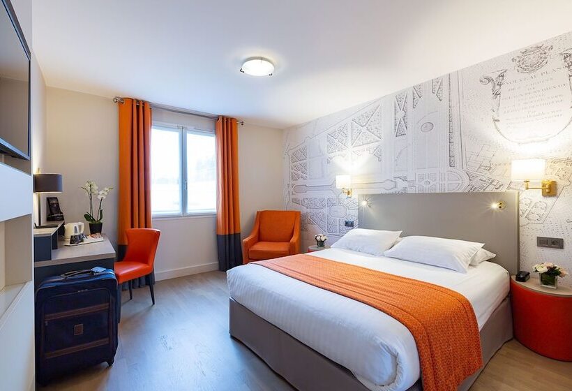 هتل Montbriand Antony Ancien Alixia