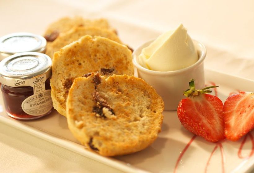 Отель Needham House