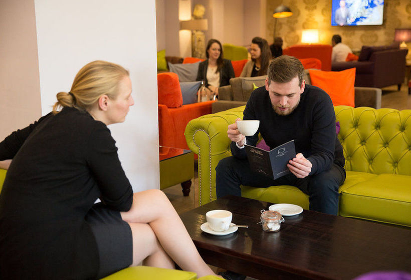 Отель Needham House