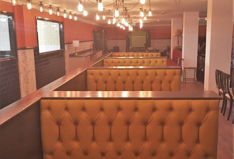 Отель Needham House