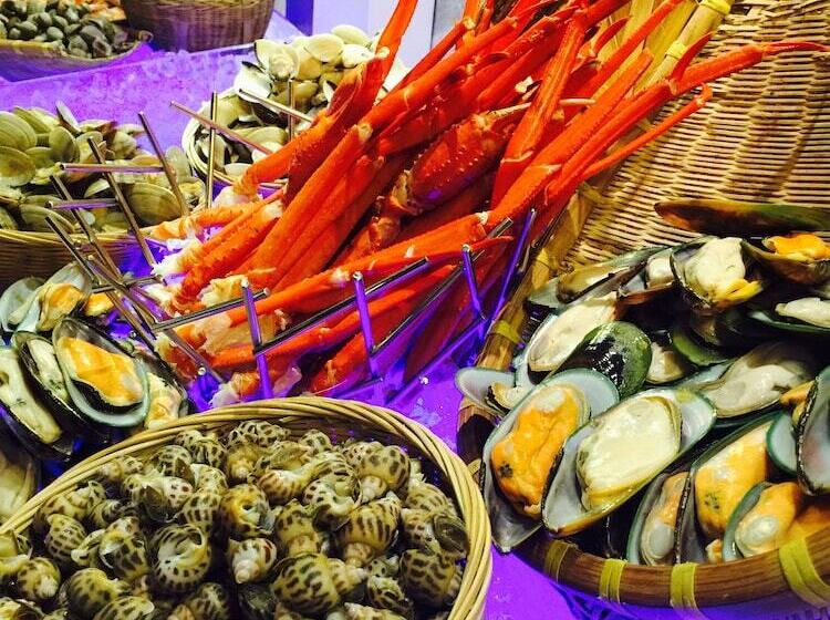 Hotel Ramada By Wyndham Huizhou South