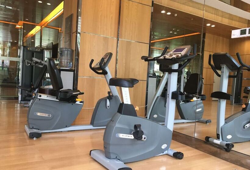 Hotel Ramada By Wyndham Huizhou South