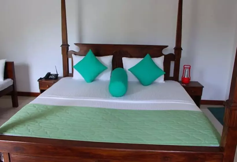 בית מלון כפרי Randeniweva Resort