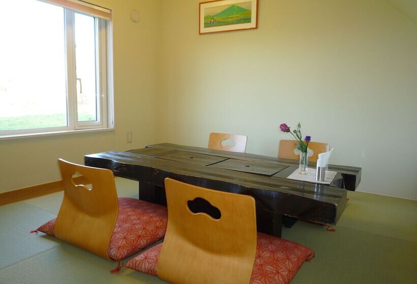 בית מלון כפרי Resort Inn Niseko