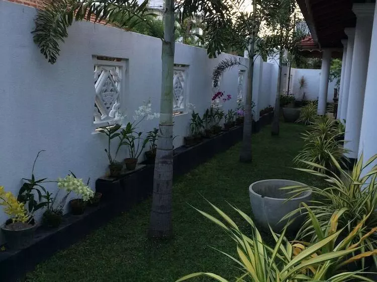 ホテル Sunrise Palace Negombo