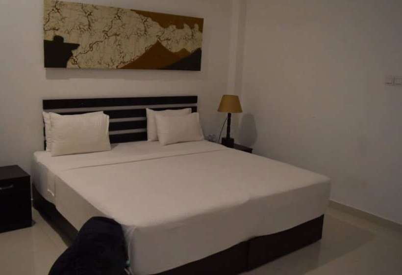 호텔 Sunrise Palace Negombo