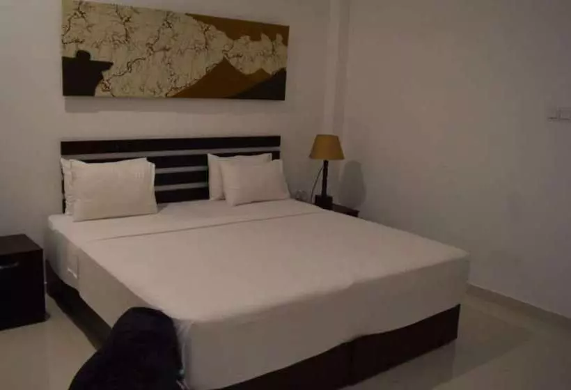 ホテル Sunrise Palace Negombo