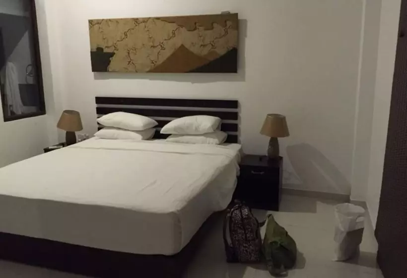 ホテル Sunrise Palace Negombo