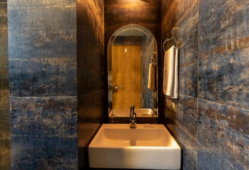 בית מלון כפרי Zense Candolim