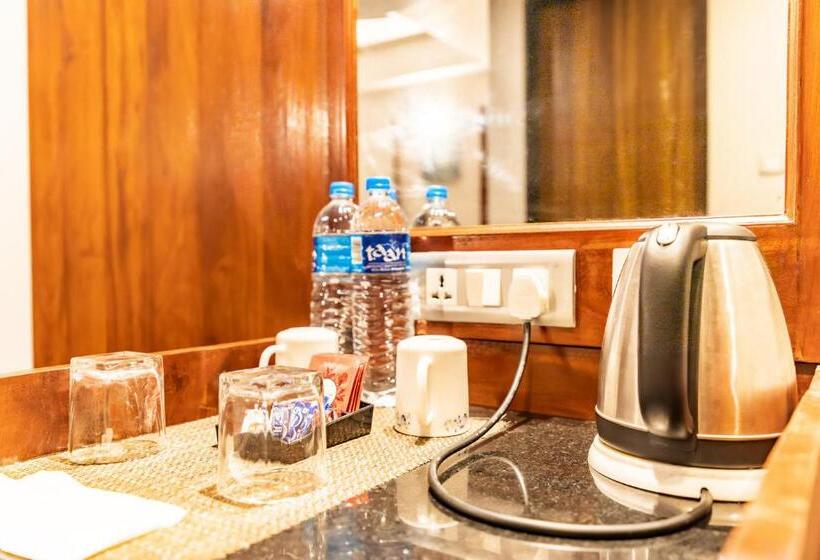 בית מלון כפרי Zense Candolim