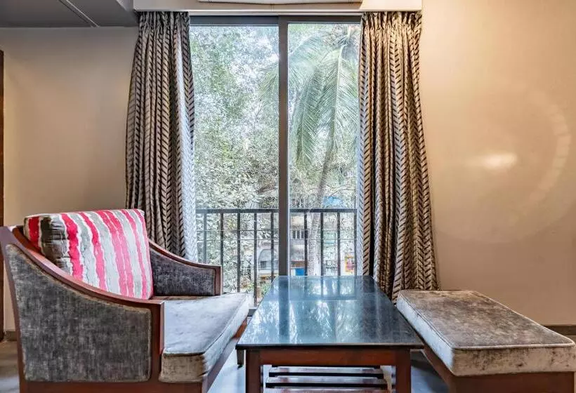 Hotel Zense Candolim