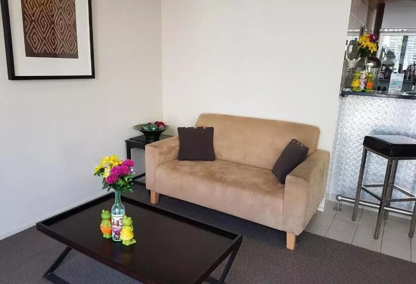 Мотель Capella Coach Inn